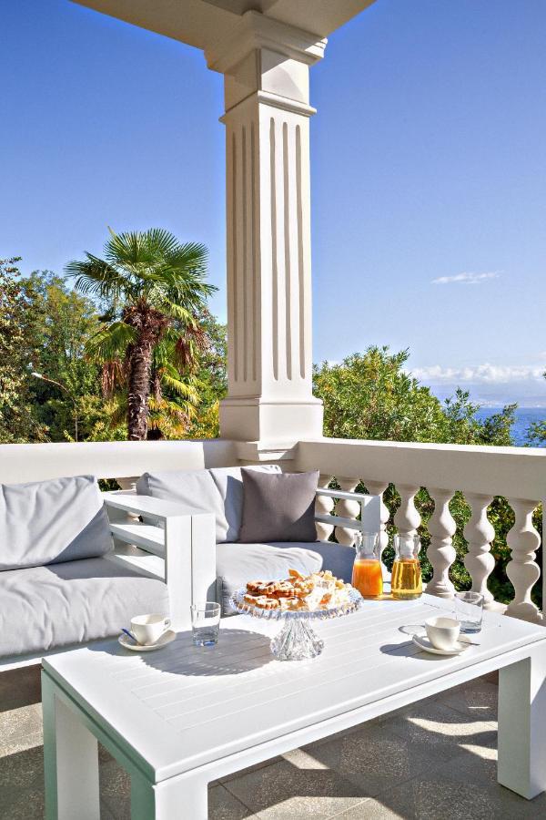 Deluxe Beachfront Apartment Klara, לובראן מראה חיצוני תמונה